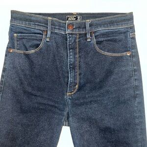 Abercrombie & Fitch Ultra High Rise Super Skinny 29/8s